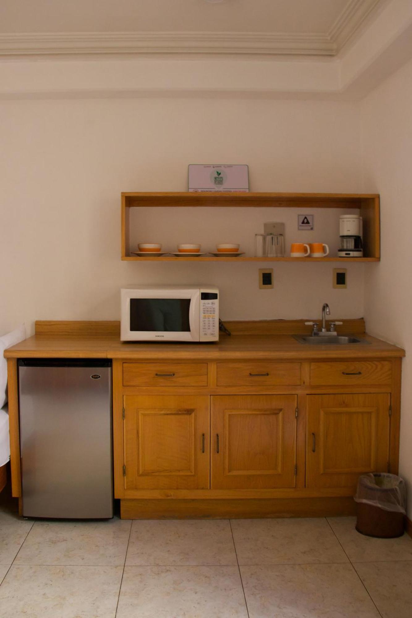 פואבלה Suites Sevilla מראה חיצוני תמונה